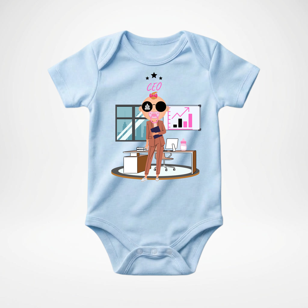 Hellblauer Baby Body kurzarm für Mädchen mit CEO- Motiv, cooler Babybody aus Baumwolle mit Business- Design von der Baby- &amp; Kleinkind- Brand TIMMY &amp; MIMMY
