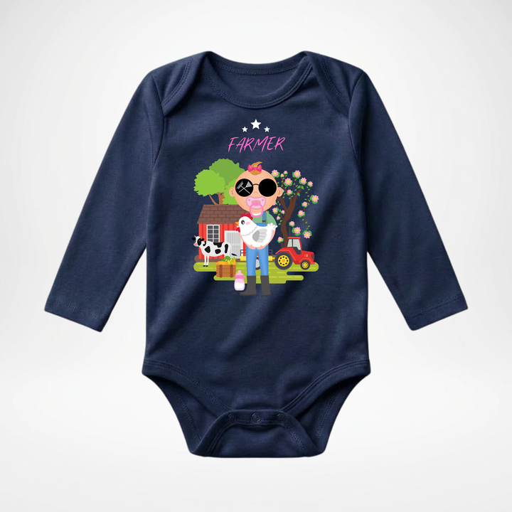 Navy blauer Baby Body langarm für kleine Mädchen mit Farmer Motiv, hochwertiger Babybody aus Baumwolle mit Bauernhof und Tier Design von TIMMY &amp; MIMMY