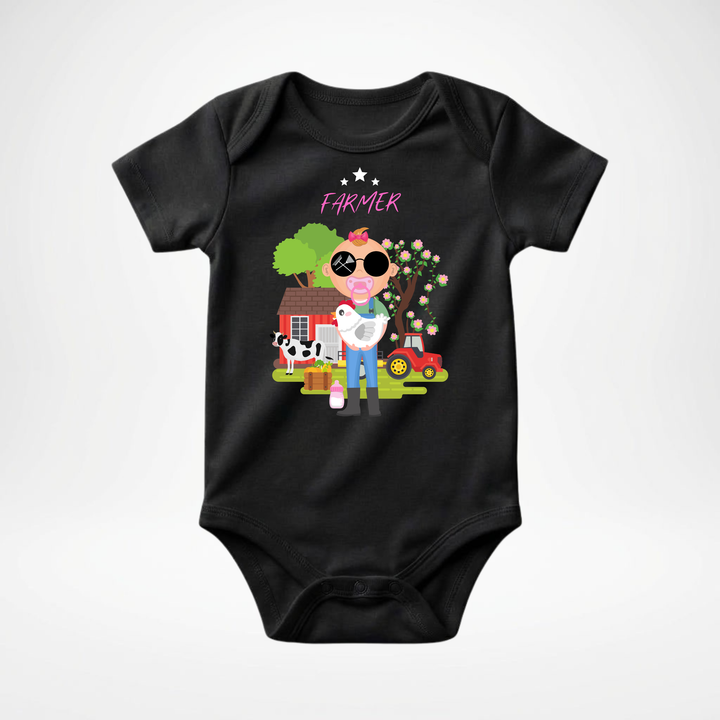 Schwarzer Baby Body kurzarm für Mädchen mit Farmer Motiv, cooler Babybody aus Baumwolle mit Bauernhof und Landwirtin Design der Baby-&amp; Kleinkind- Marke TIMMY &amp; MIMMY