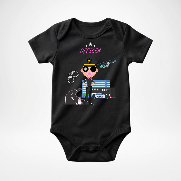 Schwarzer Baby Body kurzarm für Mädchen mit Officer- Motiv, cooler Babybody aus Baumwolle mit Polizei- Design von der Baby- &amp; Kleinkind- Brand TIMMY &amp; MIMMY