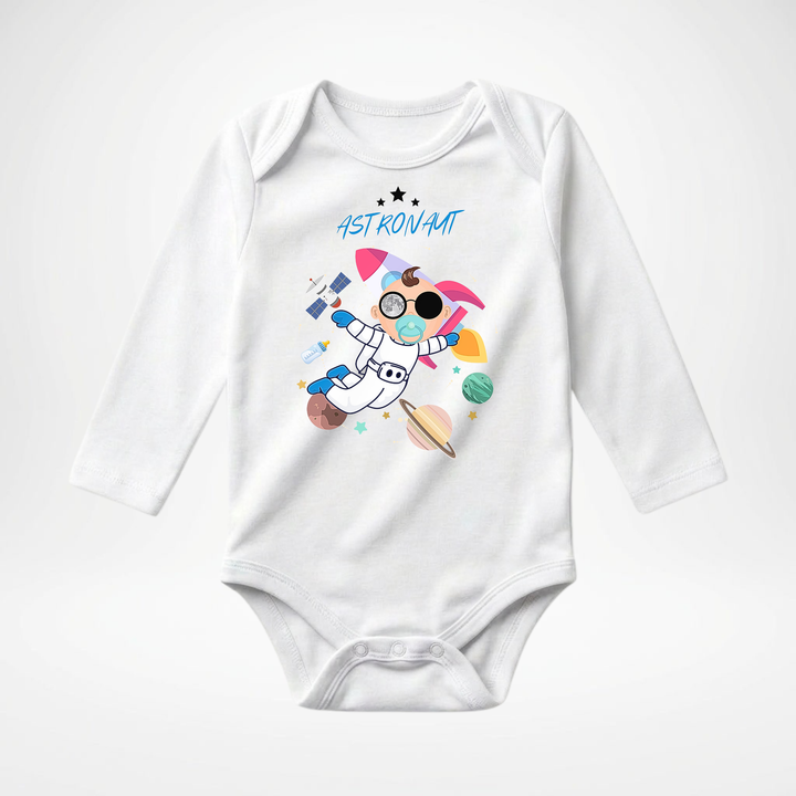 Weißer Baby Body langarm für Jungs mit Astronaut Motiv, hochwertiger Babybody aus Baumwolle mit Weltraum und Raketen Design von TIMMY &amp; MIMMY