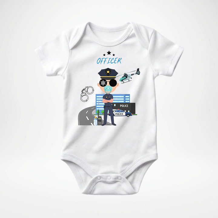 Weißer Baby Body kurzarm für Jungs mit Officer Motiv, cooler Babybody aus Baumwolle mit Polizei- Design der Baby-&amp; Kleinkind- Marke TIMMY &amp; MIMMY