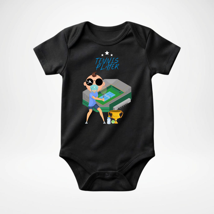 Schwarzer Baby Body kurzarm für Jungs mit Tennis Motiv, cooler Babybody aus Baumwolle mit Tennis- Design der Baby-&amp; Kleinkind- Marke TIMMY &amp; MIMMY